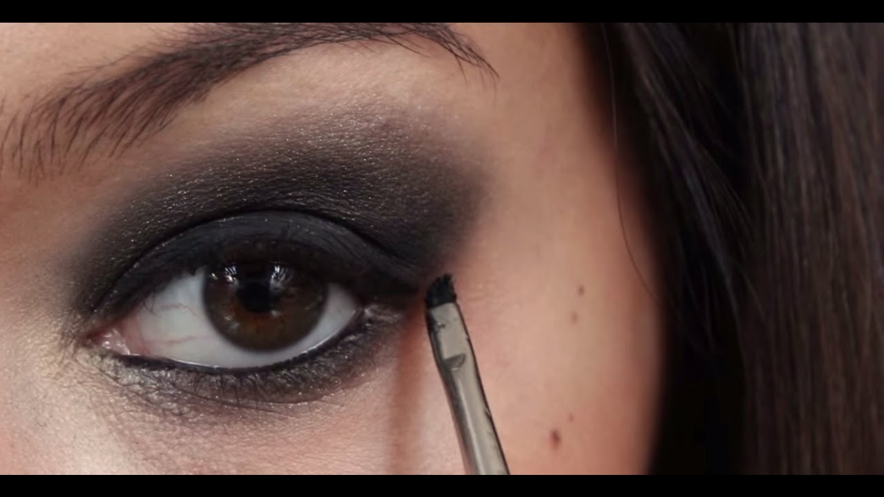 Az elmaradhatatlan füstös szem - Smokey eye tutorial 2014 / Brush / @biankastyle