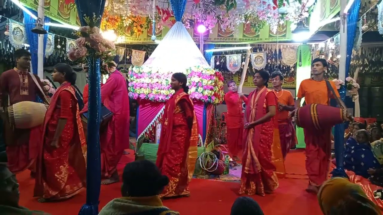 কৃষ্ণ কাঙ্গাল সম্প্রদায়!! সাহাঘাটা দিনাজপুর!!হরে কৃষ্ণ 🙏🙏পরিচালনায়: বীরেন্দ্র মোহান্ত 