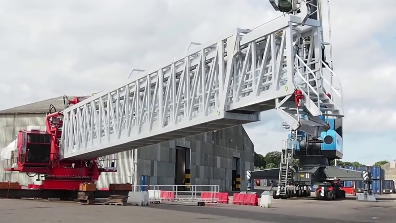 MaXccess P35 Gangway