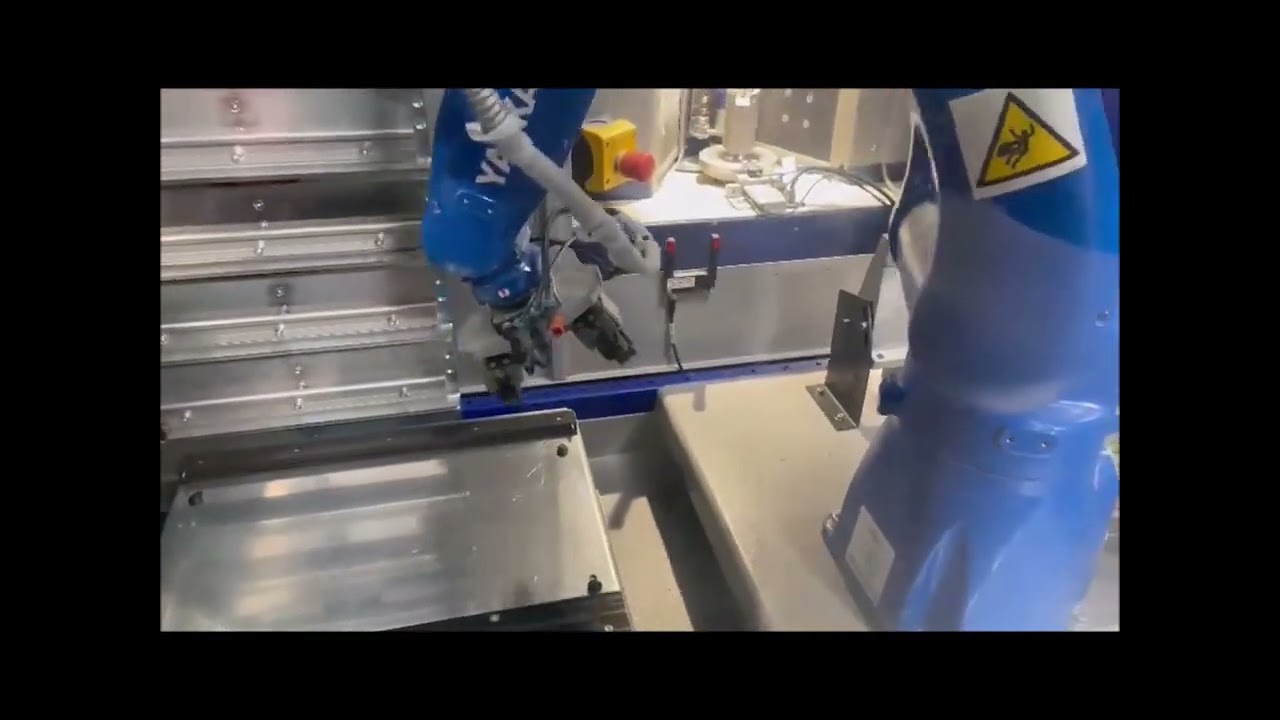 FMB/MOTOMAN UNIROBOT P khs Robot Cell