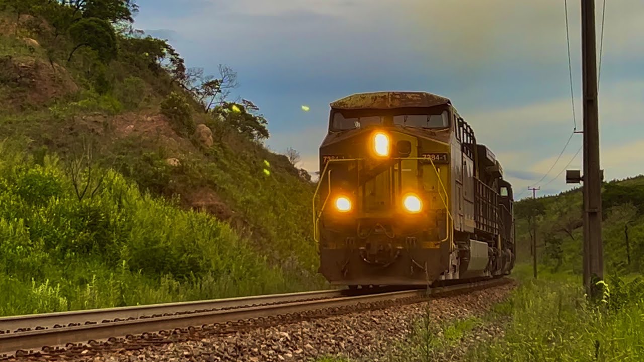 São muitos vagões 😱 venha acompanhar o trem de 272 vagões carregados de minério de ferro