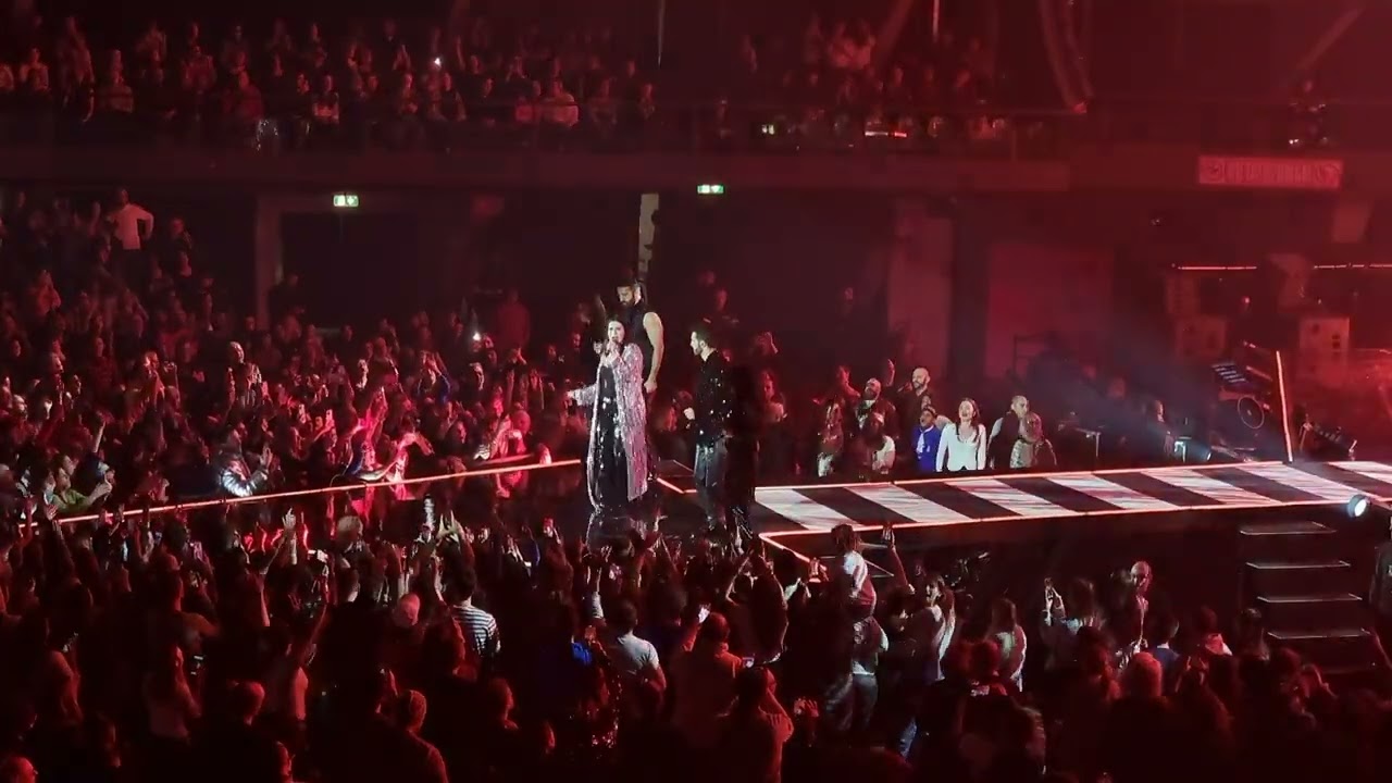 Tra te e il mare - Laura Pausini World Tour 2023/2024 - 22/12/2023 Mandela Forum Firenze