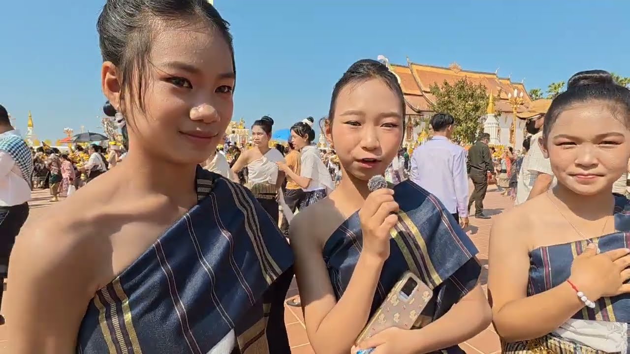 เจอสาวงาม ในงานนมัสการพระธาตุศรีโคตรตะบองสองพันยี่สิบหก #สาวนางรำ #สาวท่าแขก #เสน่ห์เมืองลาว