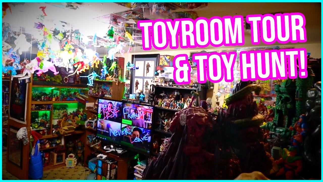 Vintage Toy Hunting in Michigan at @Justice Cury 's House and Collection Tour! EDDIE GOES USA #4