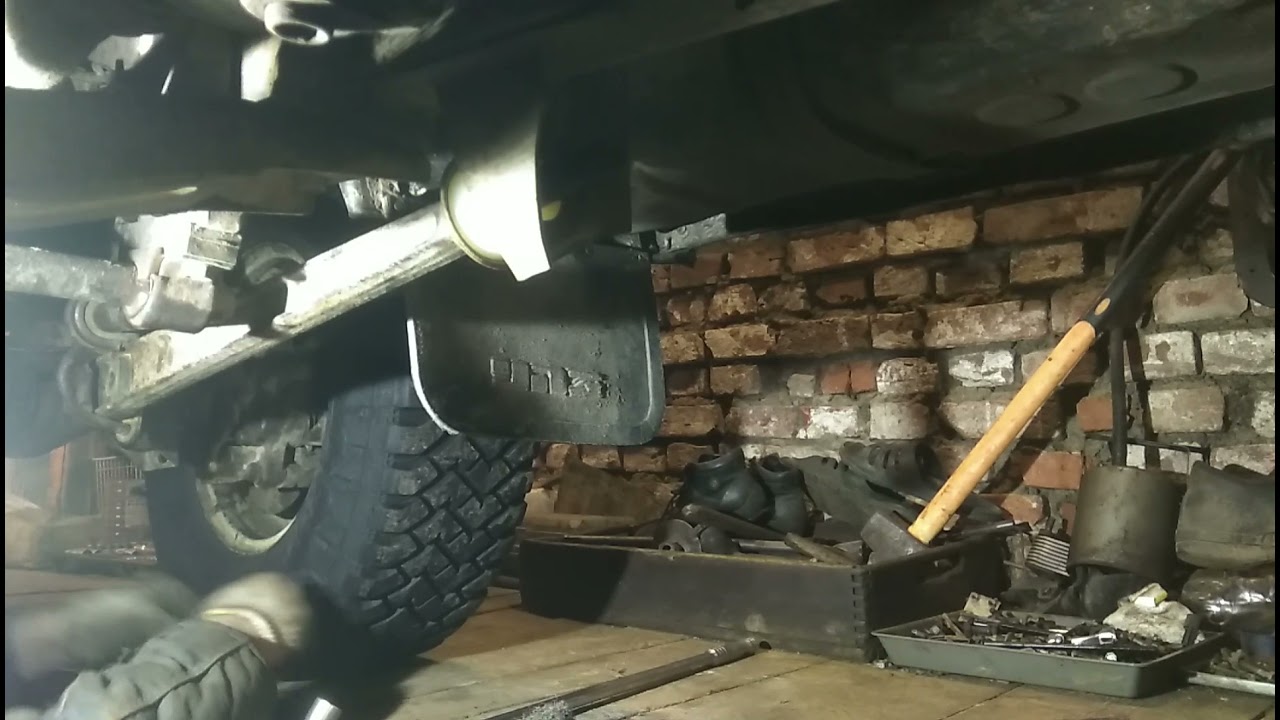 замена опорных втулок продольной тяги ( клюшки) уаз