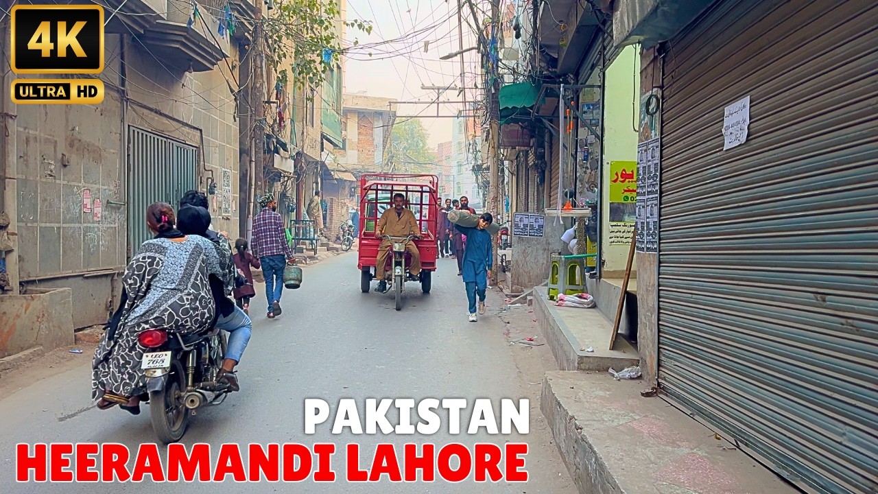 🇵🇰 Walking Through Heera Mandi Lahore in 4K | Old Architecture & Cultural Heritage Tour
