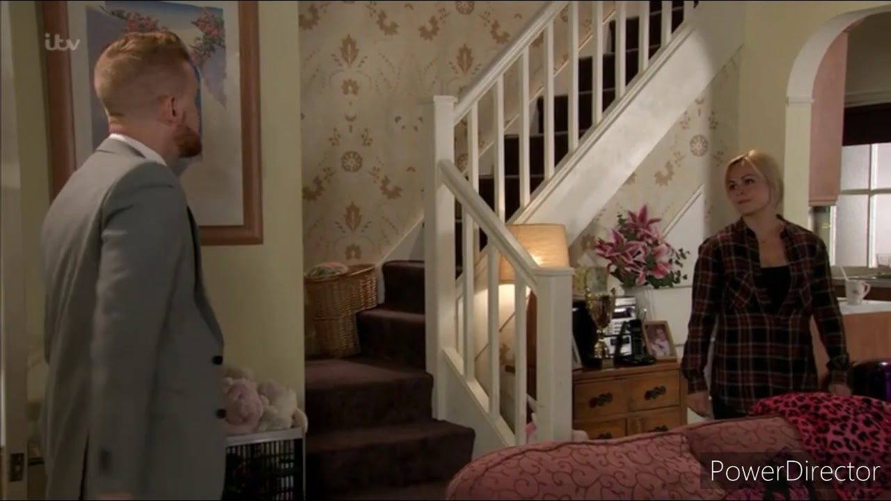 Coronation Street - Gary Visits Sarah Before His Wedding To Maria (14th August 2020)