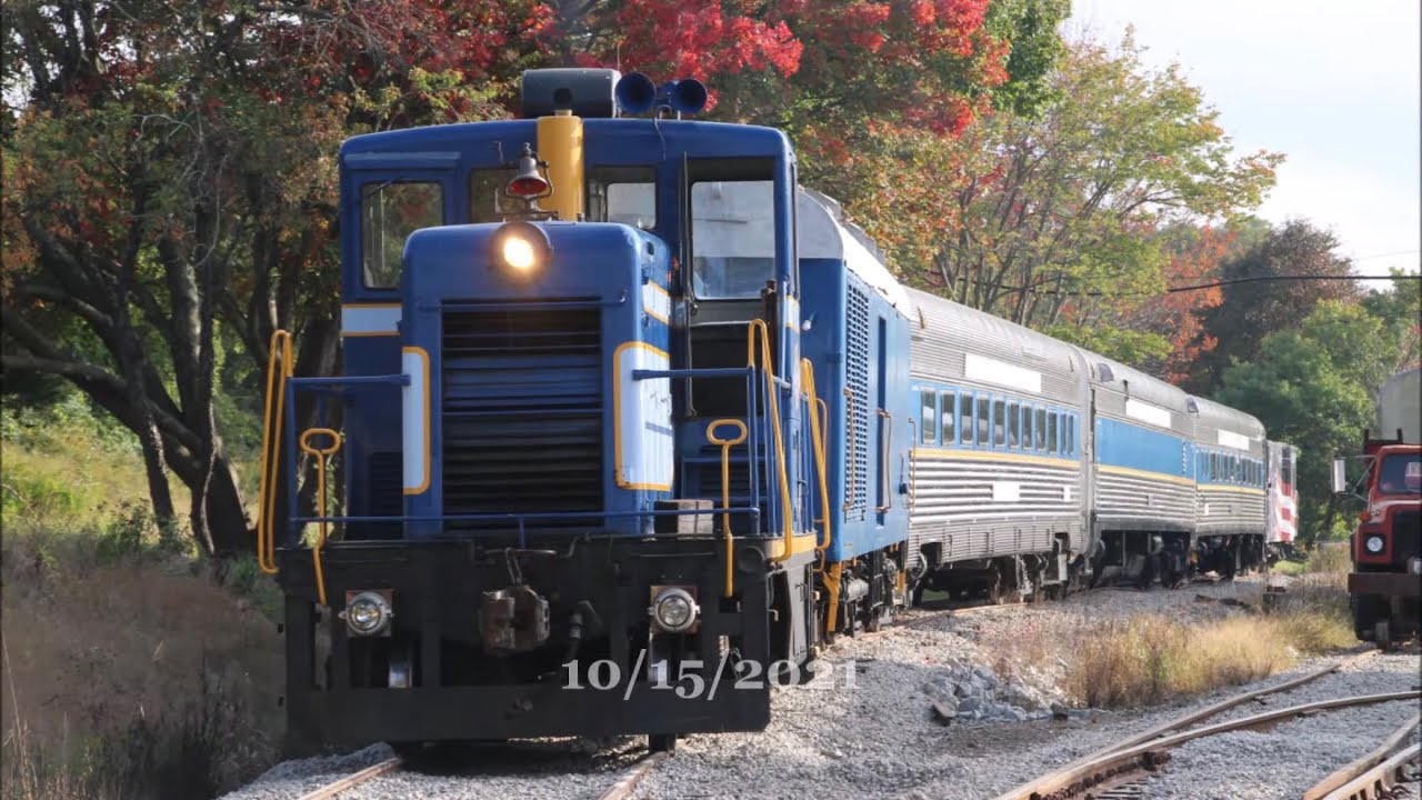 Abandoned railroad siding restored - Portsmouth, RI