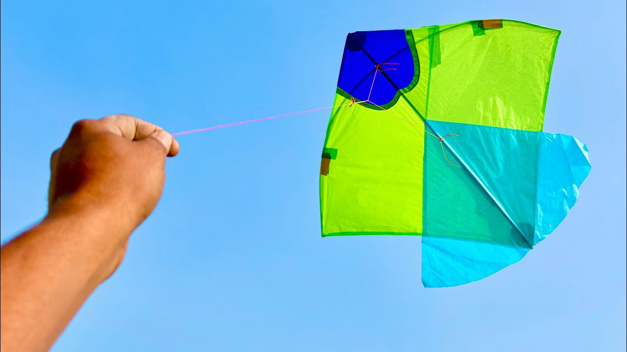 Kite Looting New Video | Kite Catching | Caught Kite On Roof | Kite