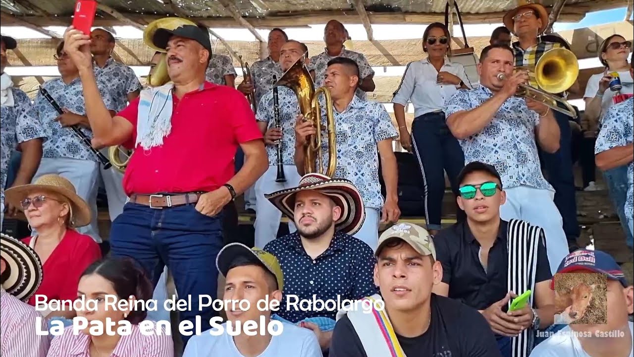 ✅🔥LA PATA EN EL SUELO 🦵 - Banda Reina del Porro de Rabolargo
