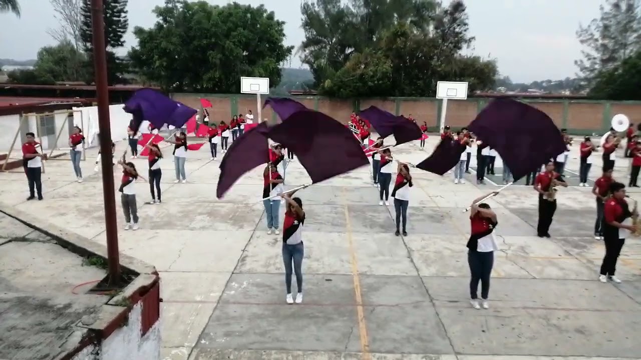 Flowers - Miley Cyrus - Ensayo - LOBOS G3 Colorguard - VID 20230325 170508