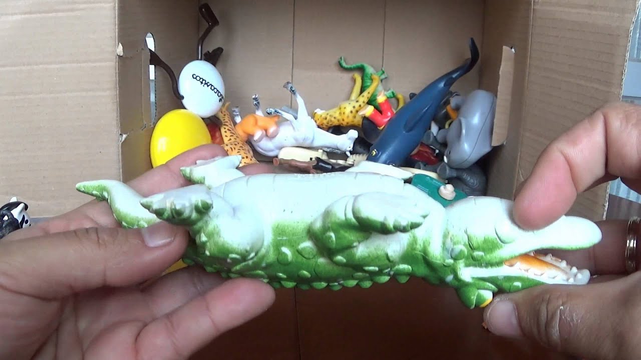 Qué hay en la caja: Animales de Juguete ! Cocodrilos! Leones!