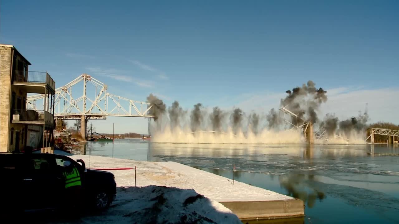 Black Hawk Bridge implosion | Lansing, Iowa