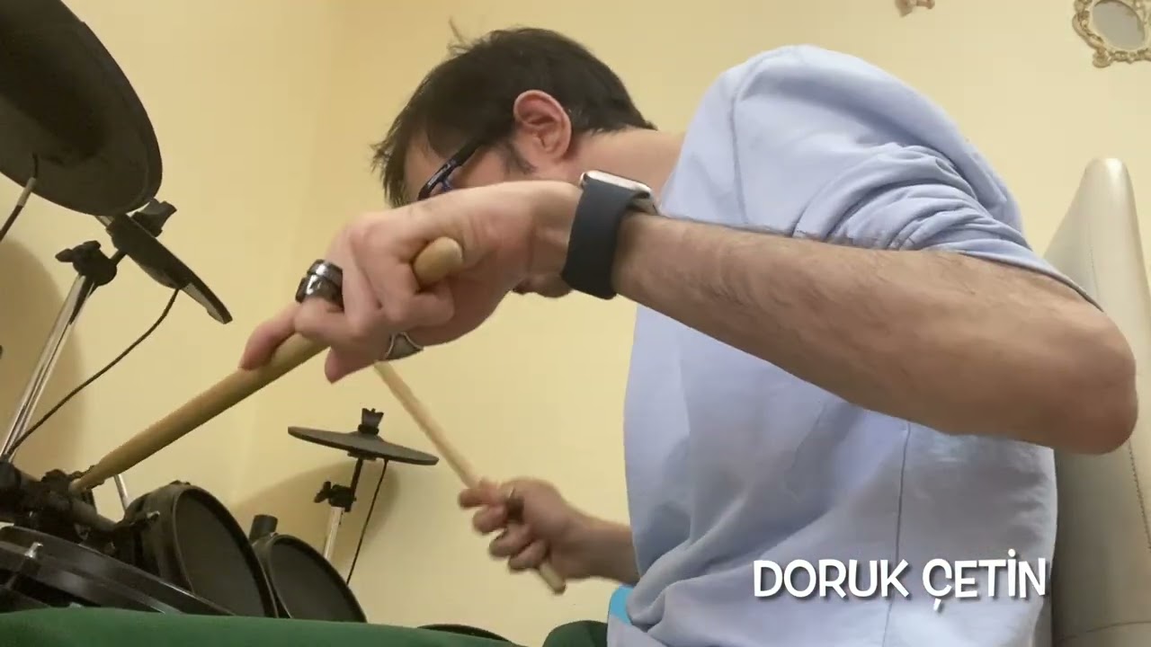 Doruk Çetin - İnsanlar Saf Duygularımı Öldürüyor