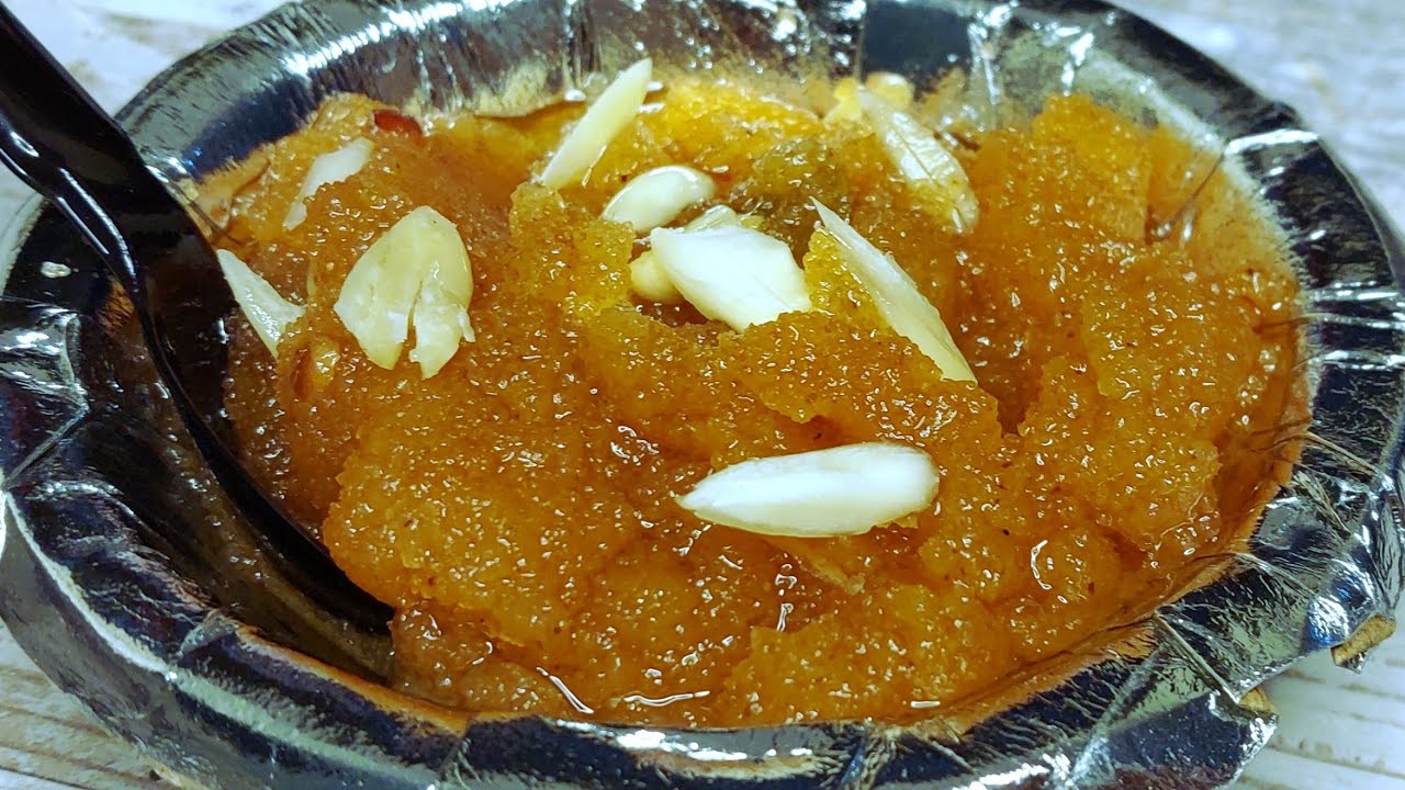 सूजी का हलवा जो कि 5 मिनट  या 15 मिनट मे नही बल्की 2 घंटे मे बनता है / khan's Kitchen