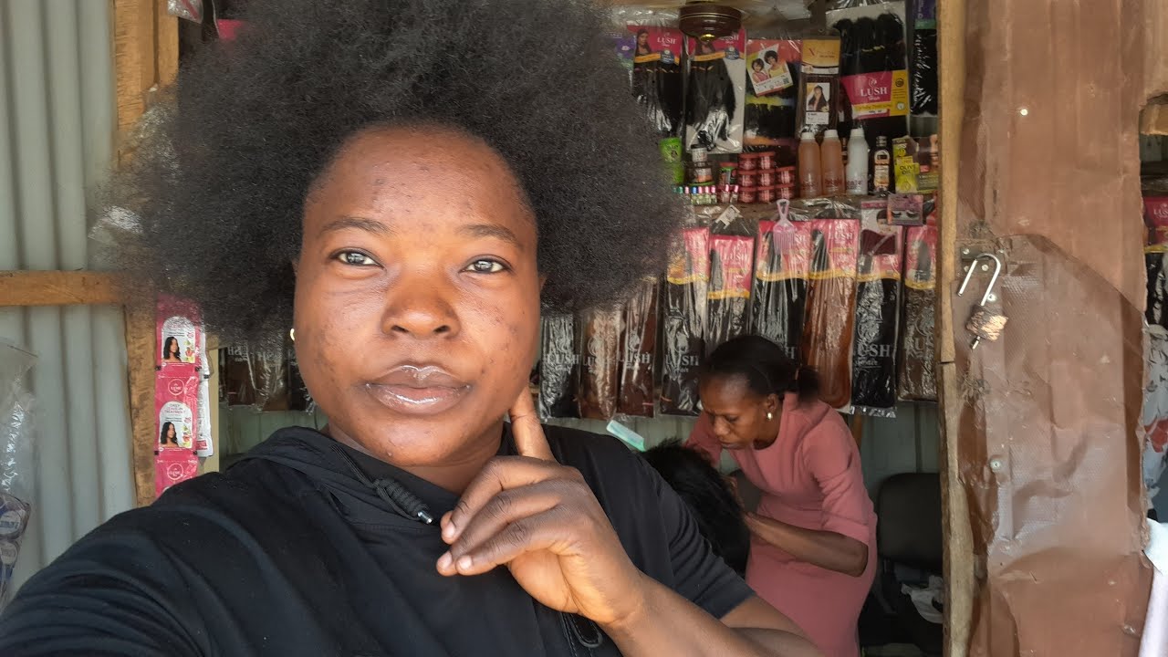 BabyJane is live In a local salon making her hair