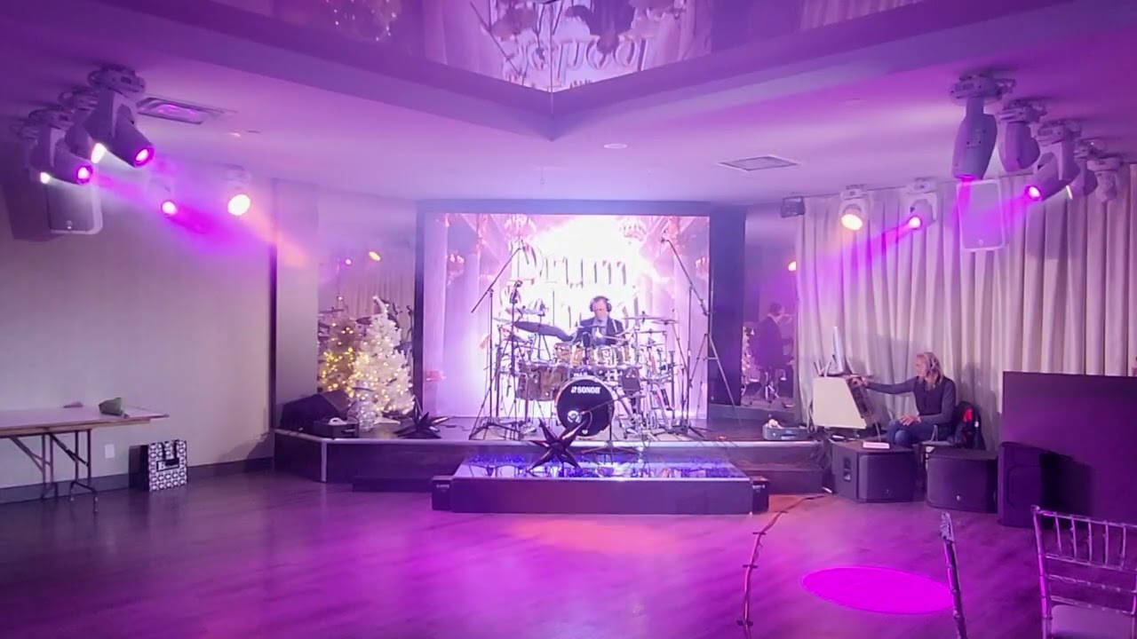 П.И. Чайковский , Болезнь куклы  Барабанное Соло, И.С.Бах  AIR. Vadim Shubin on Drums.