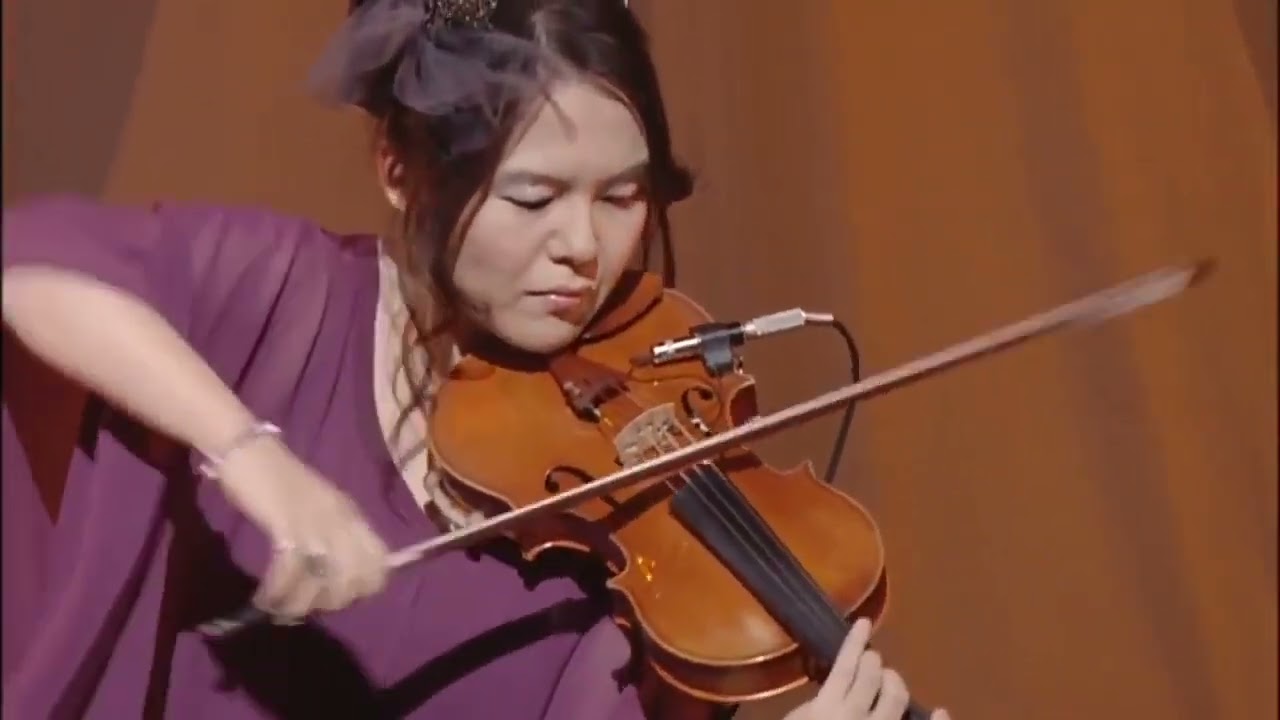 LIV MOON   THE WINTER (VIVALDI FOUR SEASONS)