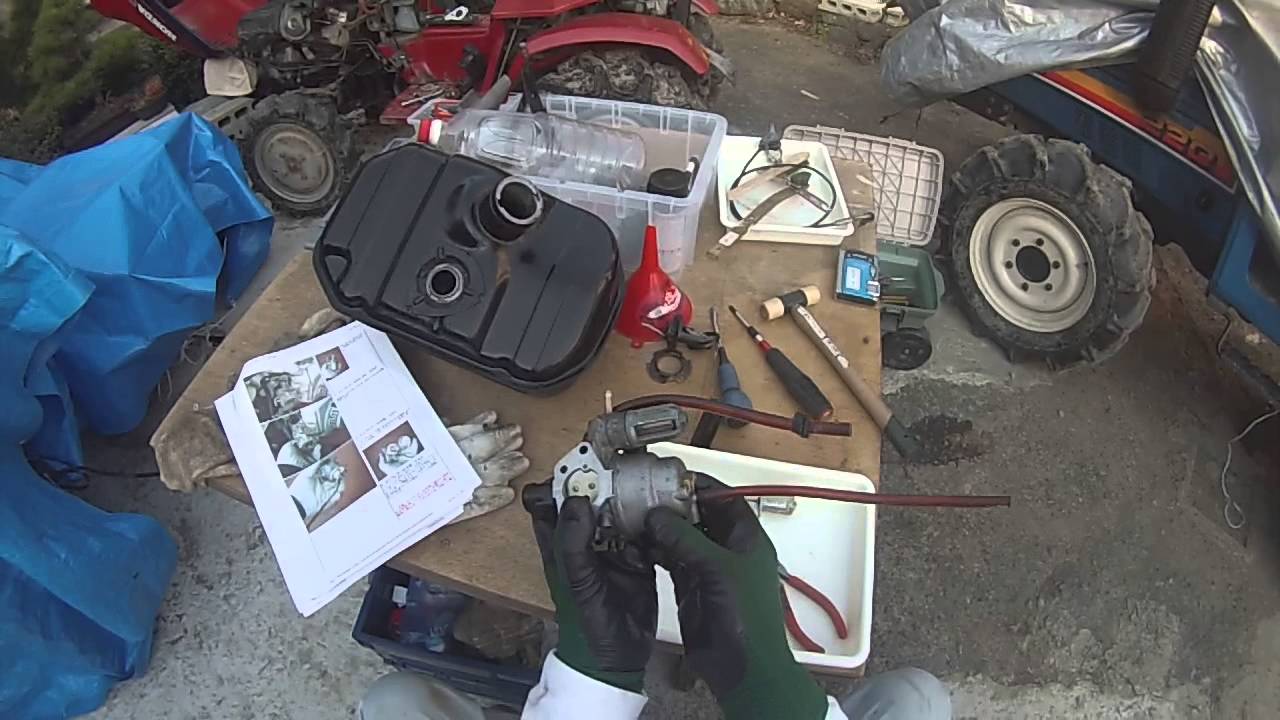 2014年11月19日　ホンダマイティ１１のキャブレター修理　メインジェットを探す