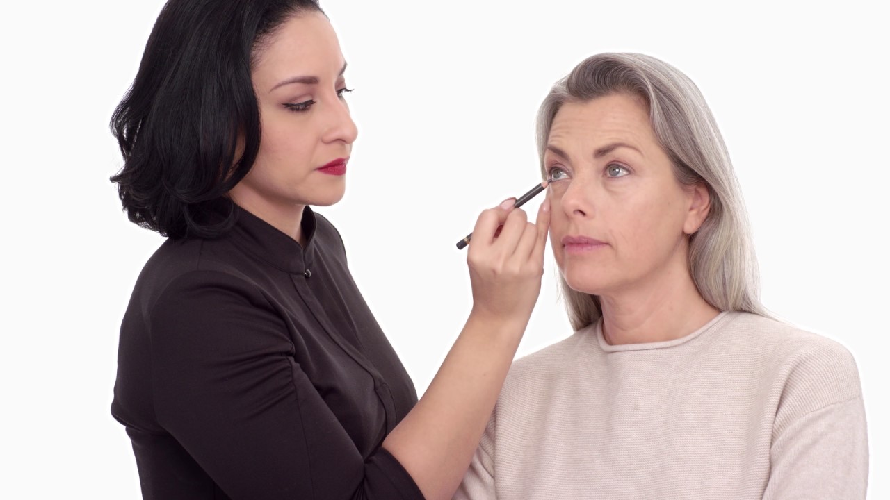 Get the Look: Pure & Simple Makeup Look for FAIR SKIN