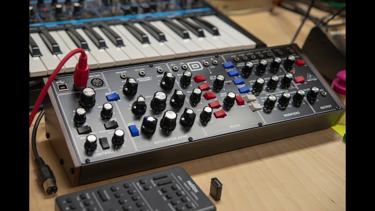 Behringer Model D vs. Native Instruments Monark comparison