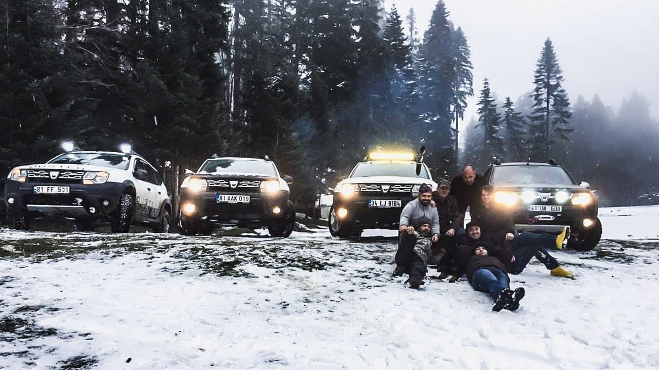 Buz Gibi Havada İnanılmaz Kamp | Kar Macerası Duster 4x4