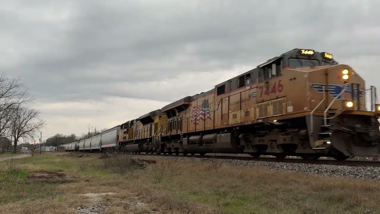 2026-01-09 Railfan Big Sandy TX-Union Pacific Manifest Freight