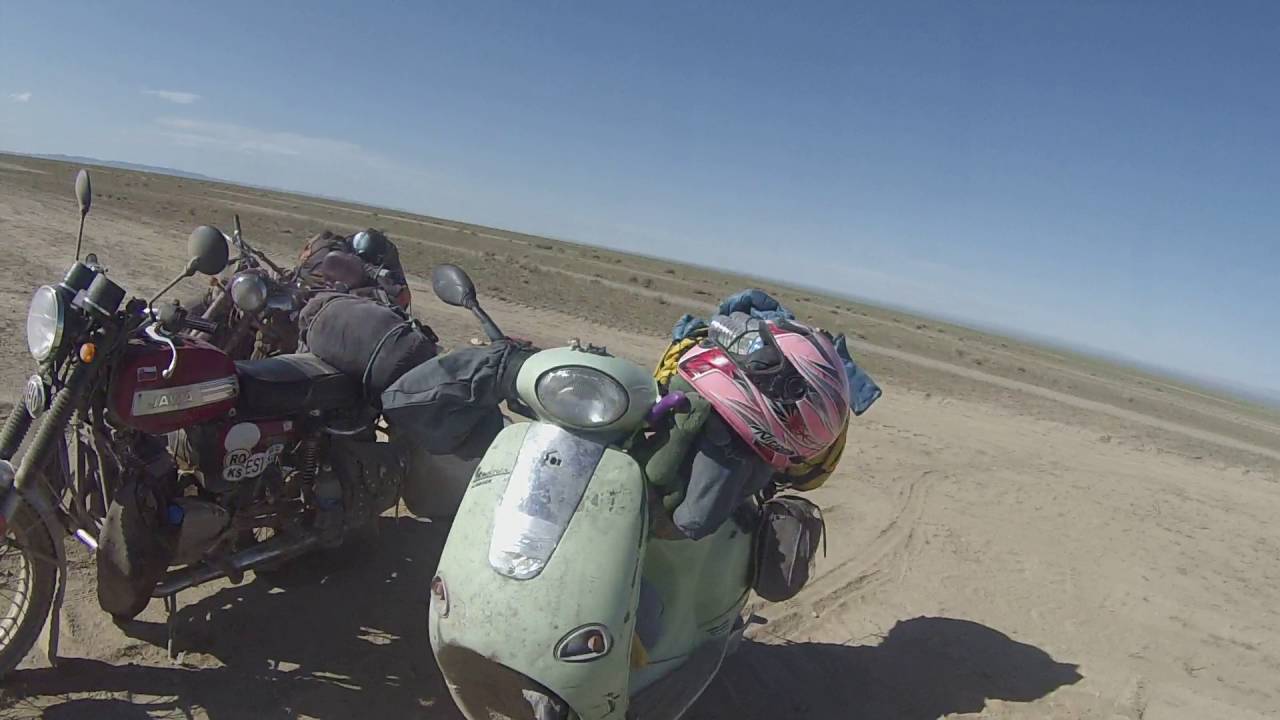 Mongolia by Vespa 125
