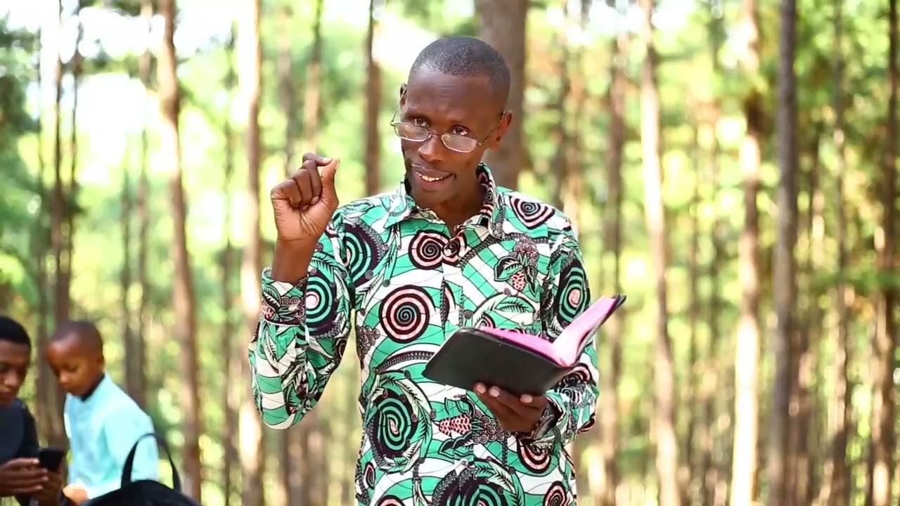 ABAGOROZI NYAKURI gusohora k'Ubuhanuzi n'amategekoy'Icyumweru