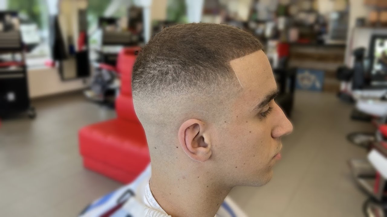 Perfect HAIRCUT for BALDING Men 2023!