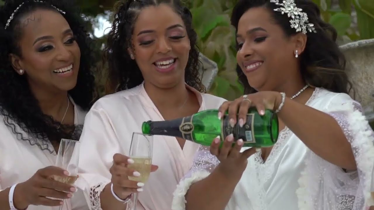 La boda de Candy y Pedro al estilo Trompo loco