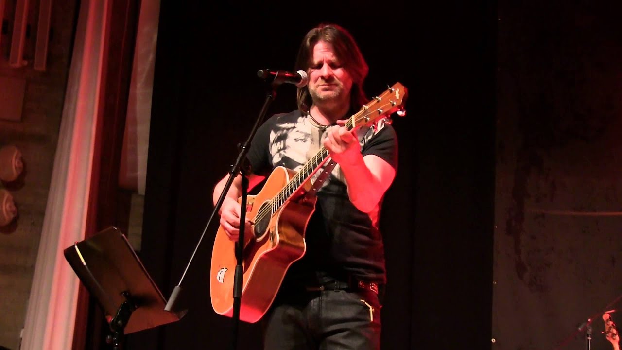 RAY WILSON - INTRO FIRTH OF FIFTH/AFTERGLOW - HUECKELHOVEN - 16.03.14 - 2-CAM-MIX