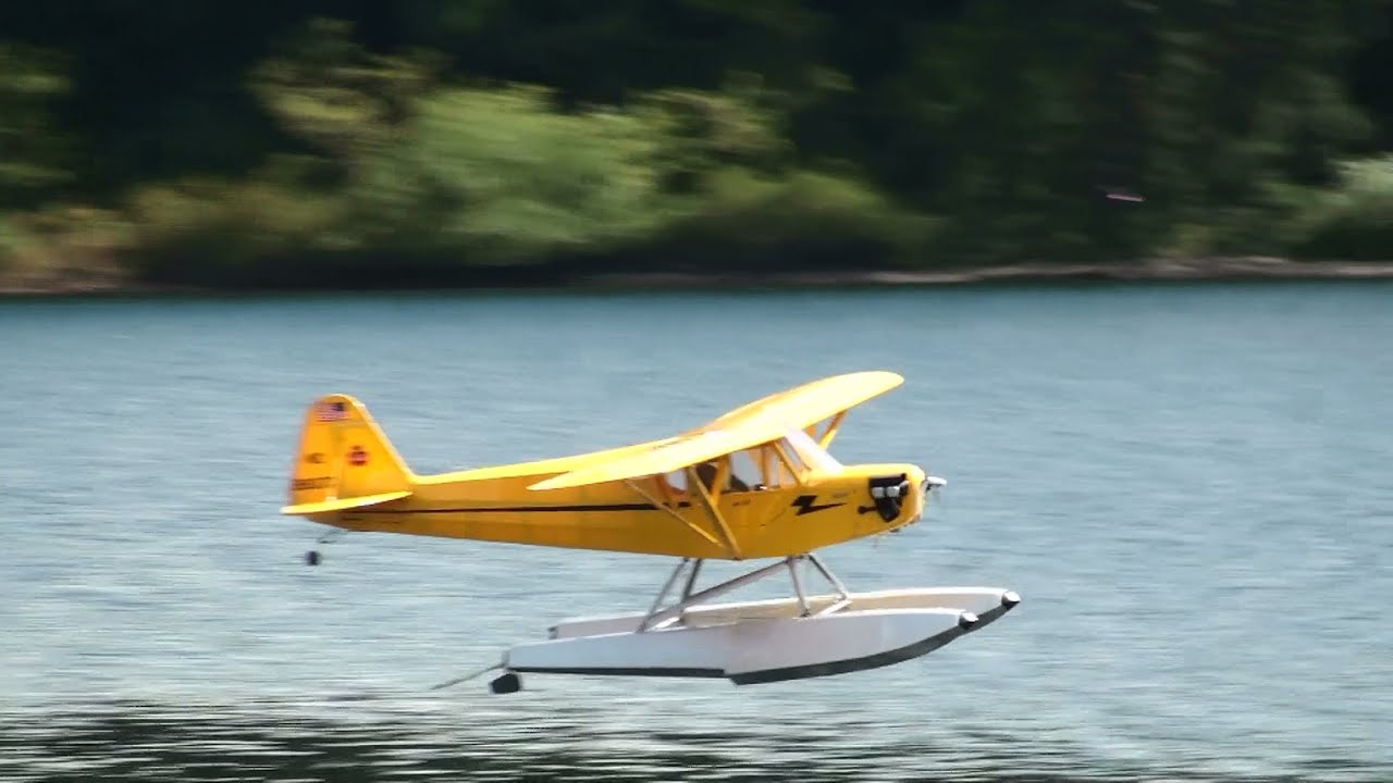 Chris Johnson's Quarter Scale, Gas Powered, Hangar 9 Piper Cub