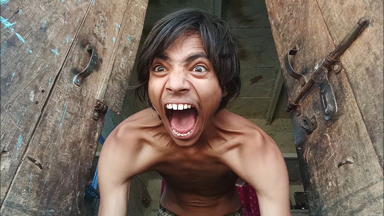Aaj ka challenge hai YouTube 👁️