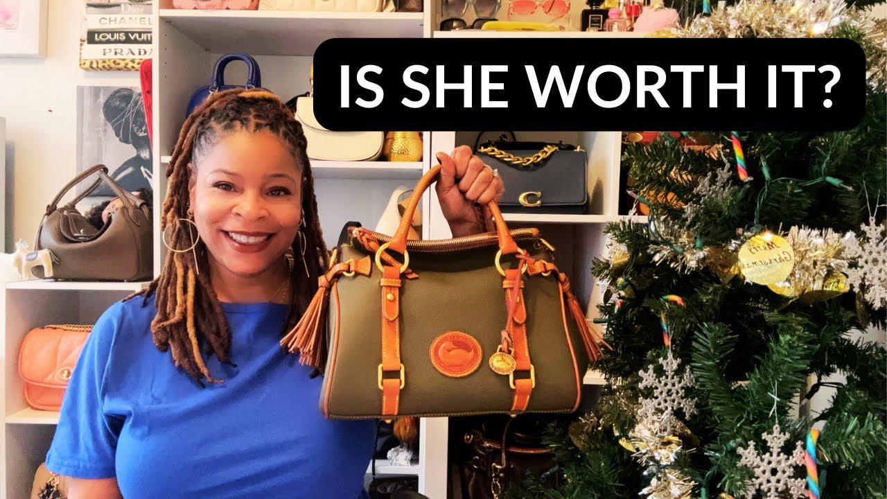 DOONEY AND BOURKE ALL WEATHER LEATHER 3.0 SATCHEL|ONE MONTH REVIEW AND WHATS IN MY BAG