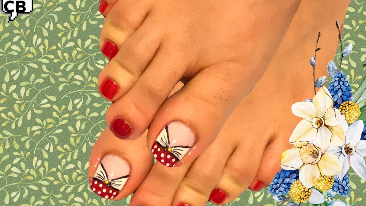 Diseño fácil y rápido de hacer en Rojo negro y blanco en uñas de los pies