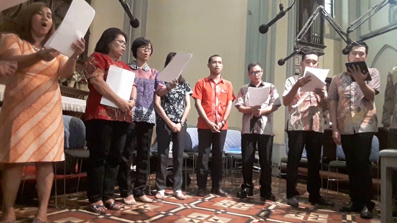 Prayer of St Francis - Allen Pote by Family Choir