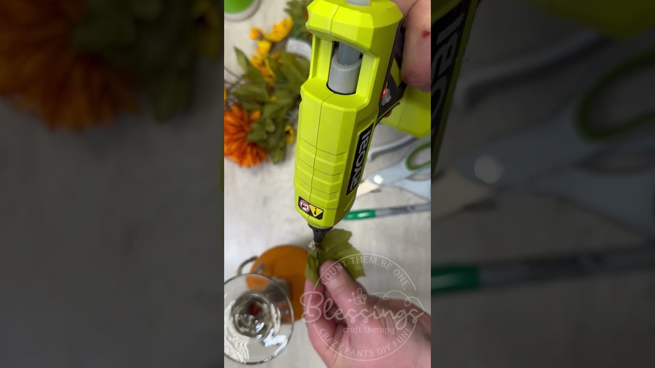 This $1 Hack Makes GORGEOUS Fall Decor #easycrafts