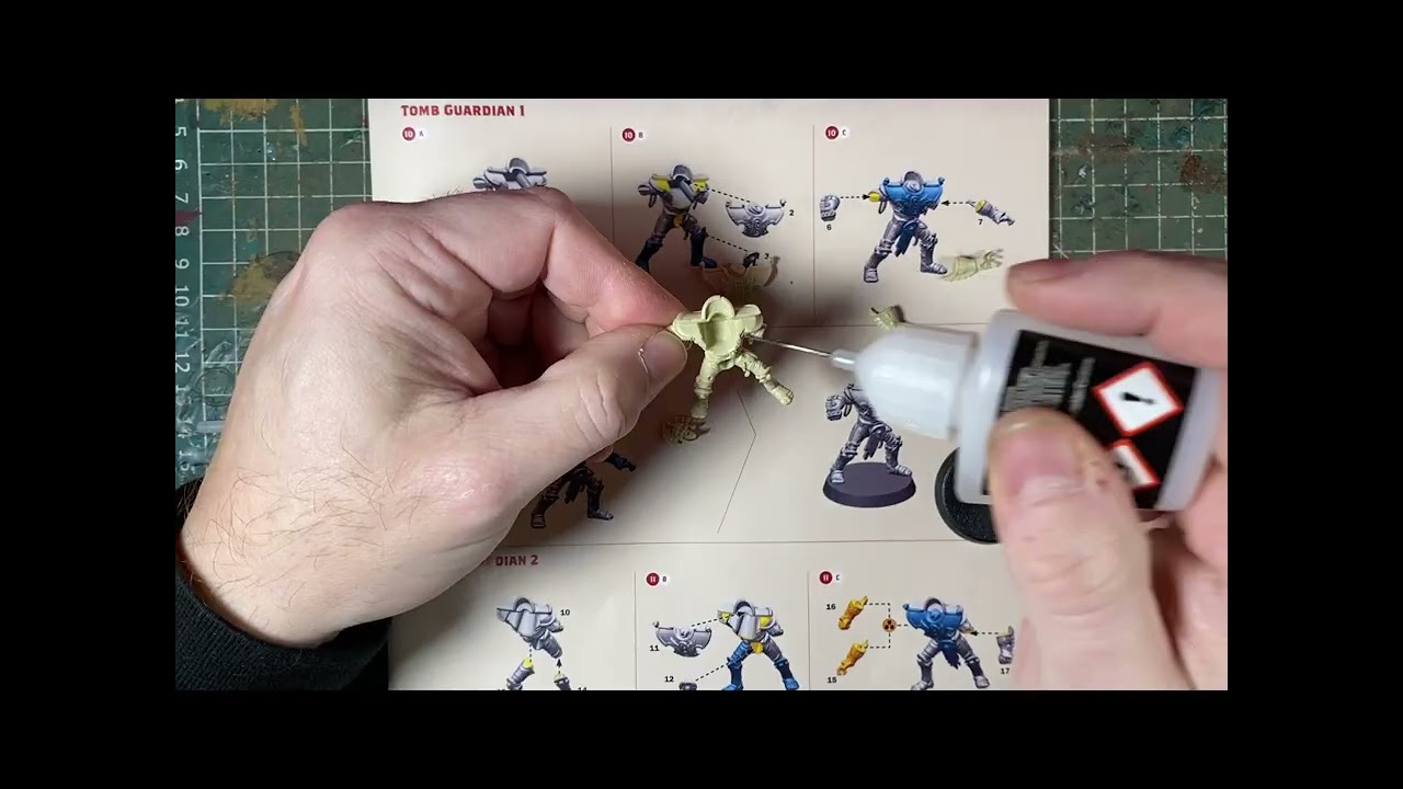 Assembling Bloodbowl Tomb Kings from the Season 3 box.