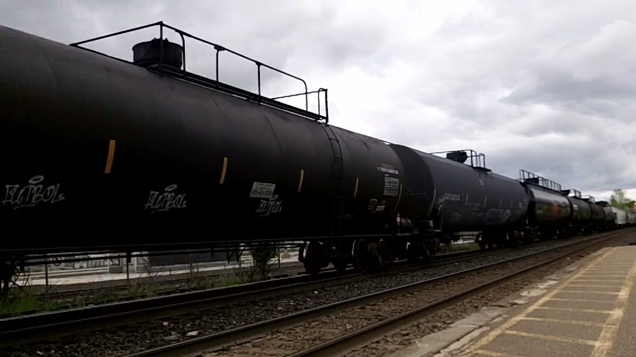 CN 301 w/ CN Engines 2891 & 3005 lead this long 628 axle, WB Mixed/Autorack train by Georgetown GO/