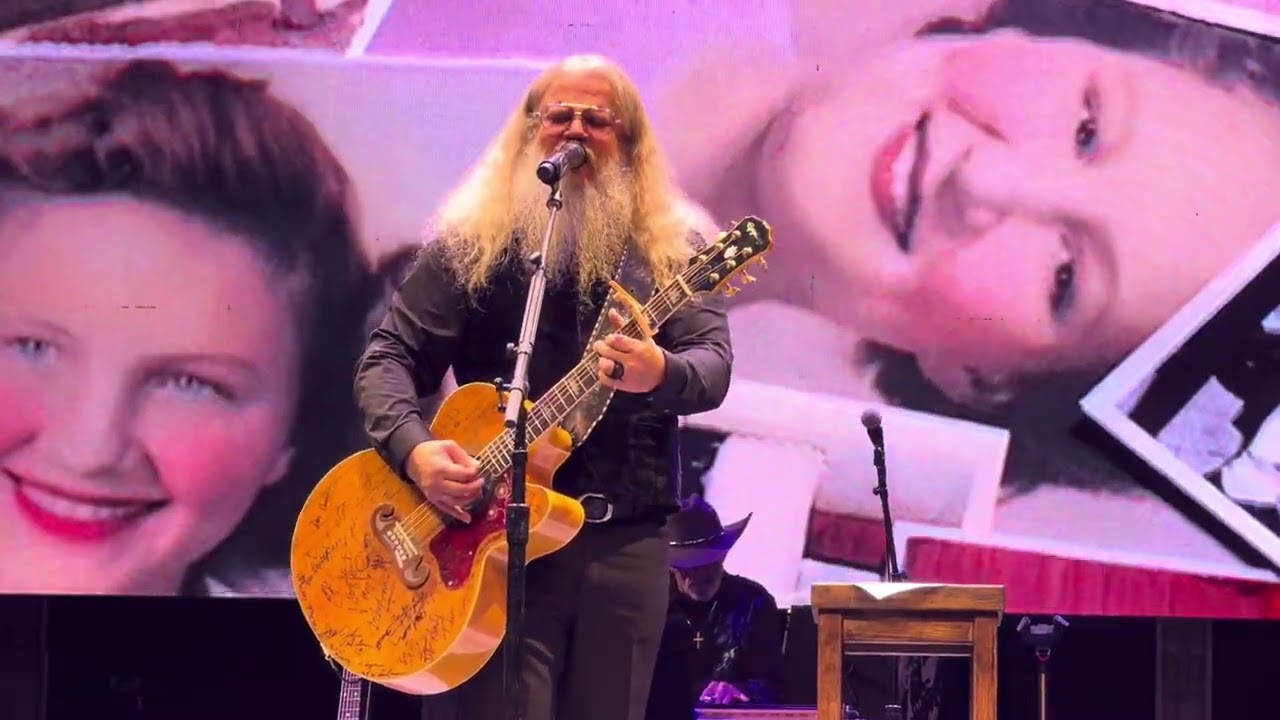 Jamey Johnson- In Color Skypac Bowling Green KY 1/10/26