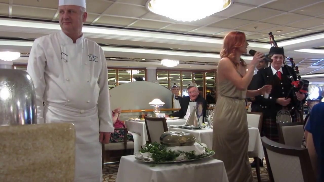 P&O Oriana NYE 16/17 Addressing the Haggis