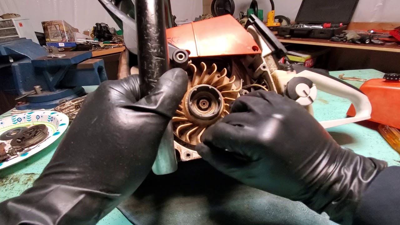 Chainsaw seized locked up engine ? Maybe not