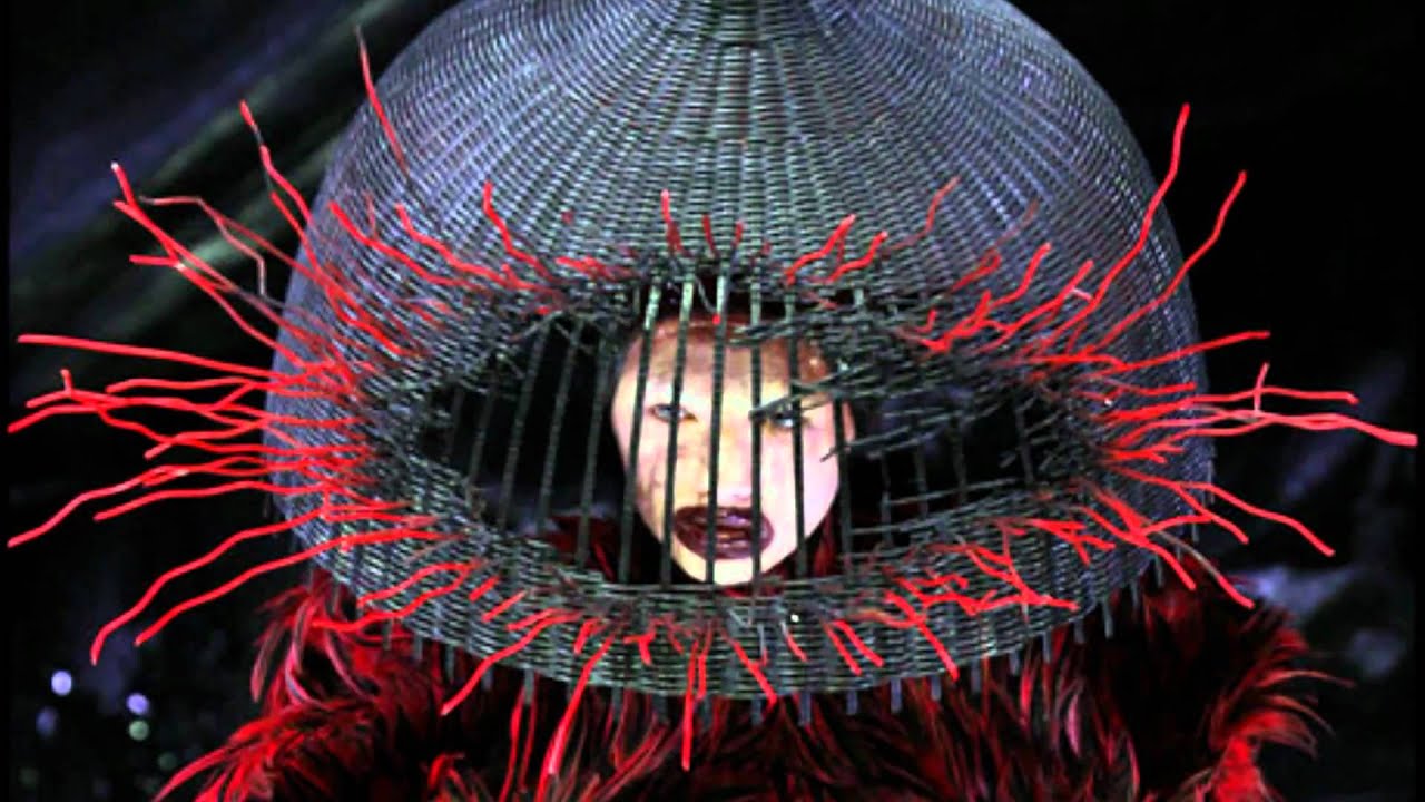 Alexander McQueen Tribute