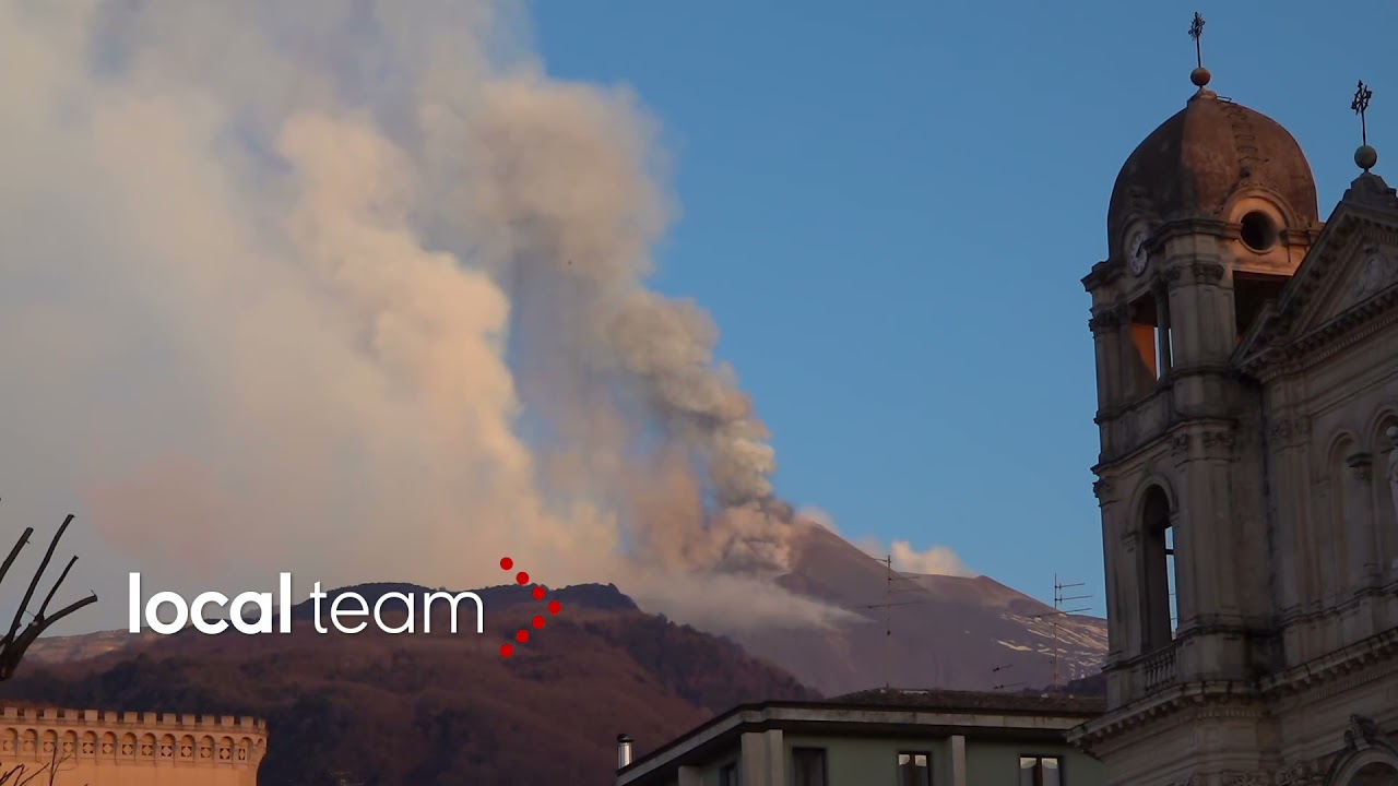 Etna, ore 7.00: l'eruzione 