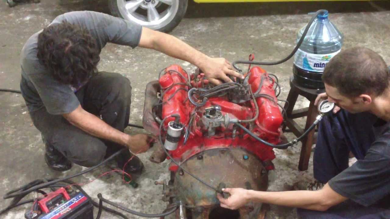 W.O.T. Preparações - Teste de motor V8 318 dodge no chão