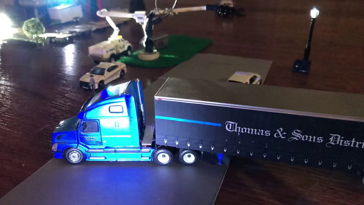 (Stop Motion - Toy Cars) Sierra Hwy@W. Lexington Blvd (Broken Traffic Light Being Fixed)