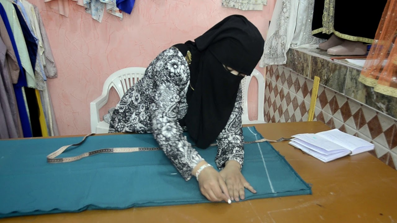 فصاله خفاش جد سهله وموديل عصري وتقليدي في نفس الوقت