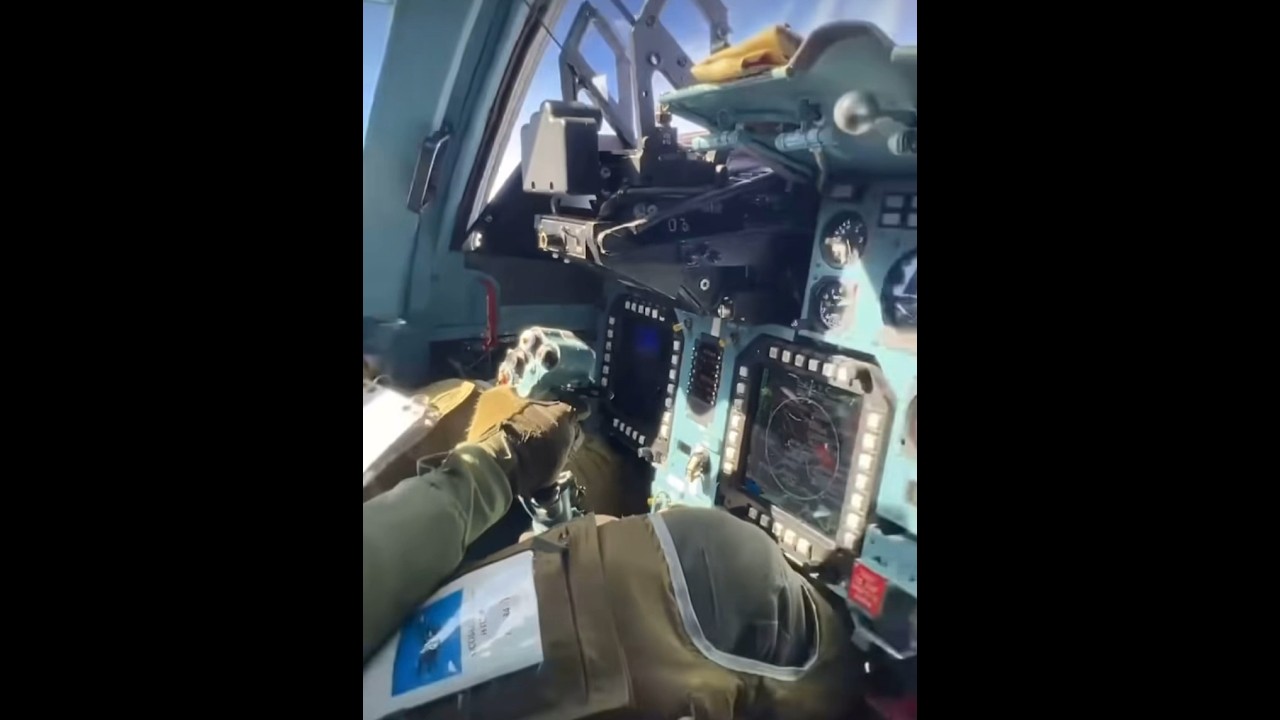 Rare co-pilot POV from a Russian SU-34 fighter bomber in action. #shorts #aviation #militaryaviation