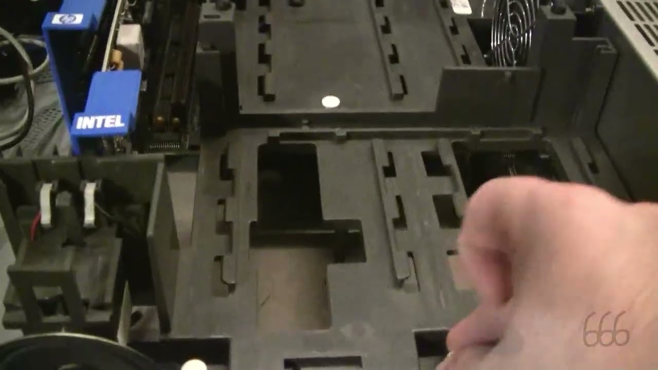 IBM PS/2 Model 70-386 Overview & Boot Attempt
